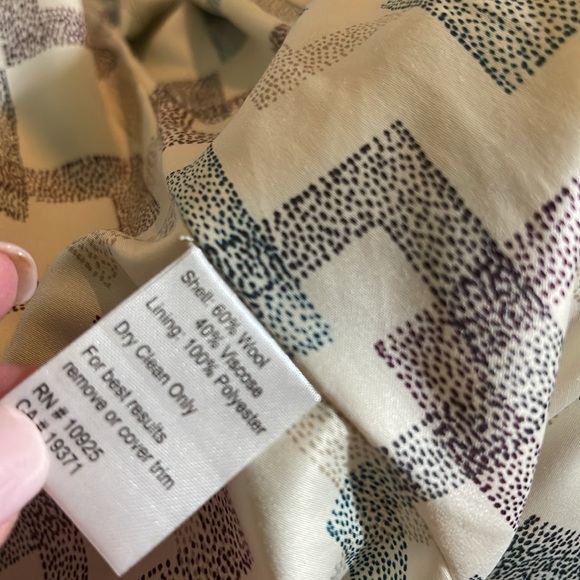 Trovata Wool navy gorgeous coat - Picture 8 of 10